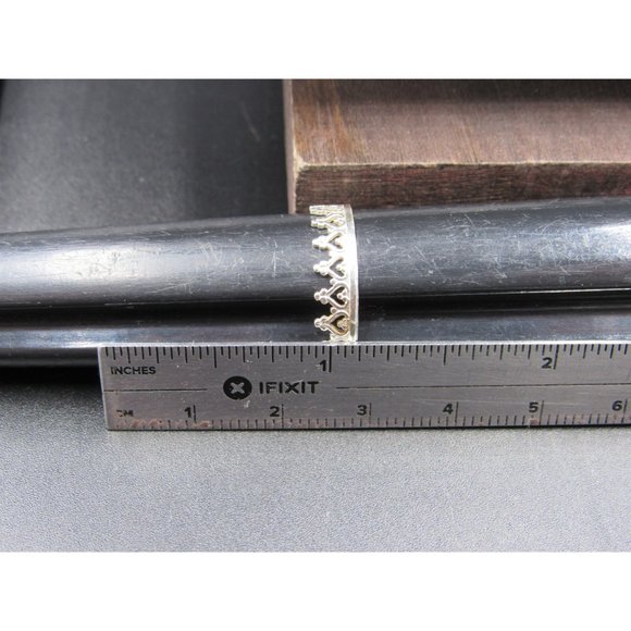 Size 8 Sterling Silver Delicate Heart Crown Band Ring - Picture 4 of 5